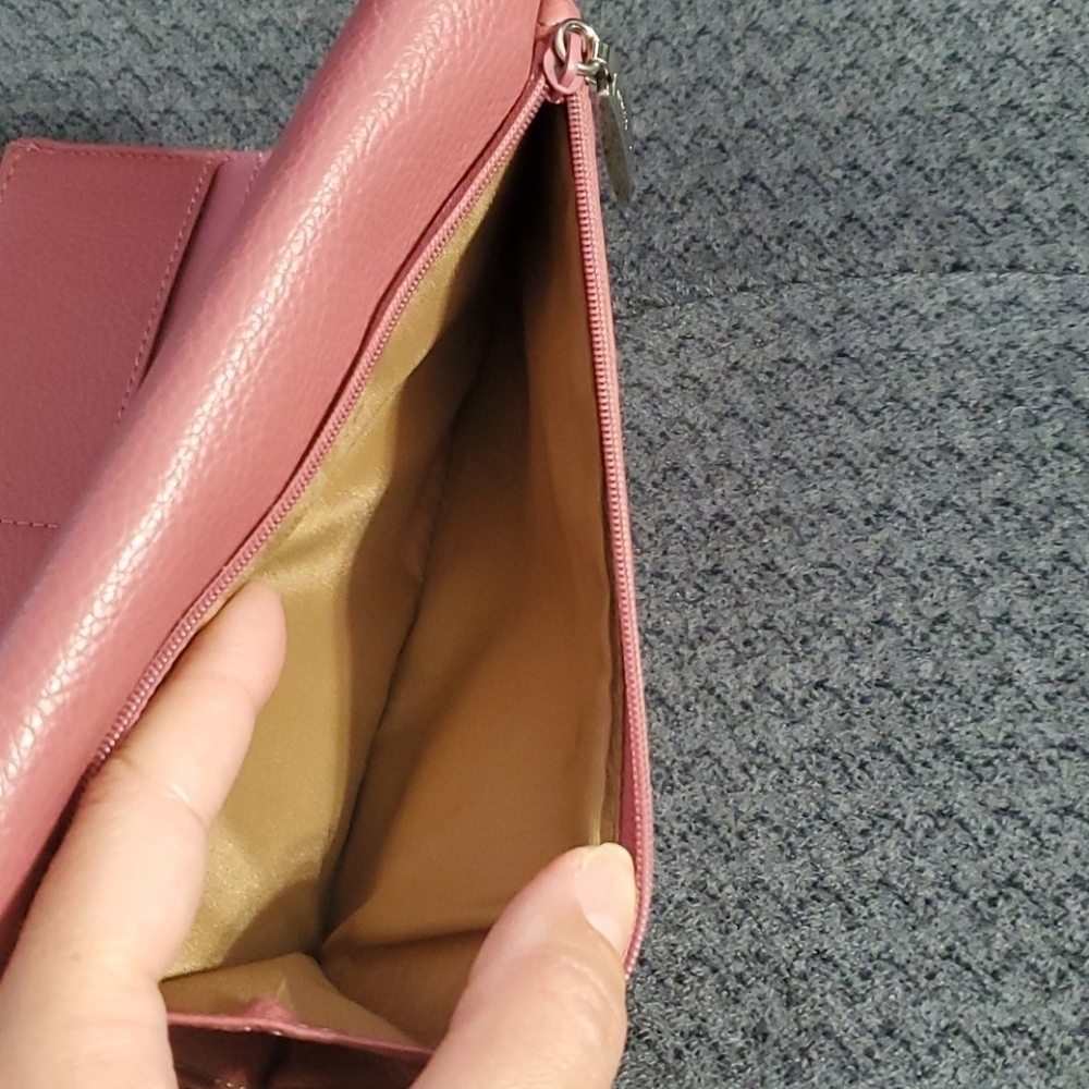 Nine & Co Wallet - Picture 7 of 9